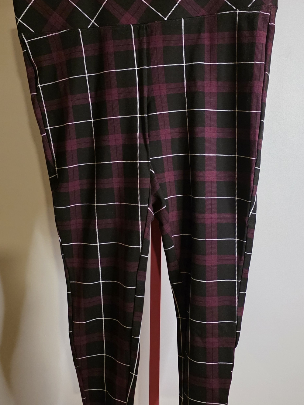 torrid Black and Plum Windowpane Plaid Pants Sz 2